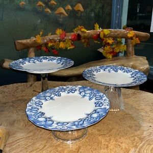 Blue and White Floral Cake Stand Set